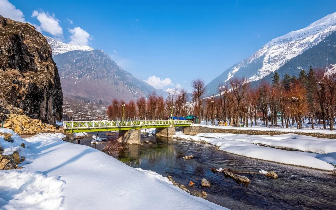  Best Places to Visit in Kashmir